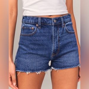 Abercrombie & Fitch High Rise Mom Short